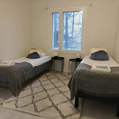 Spacious For 12 With Sauna Huoneisto