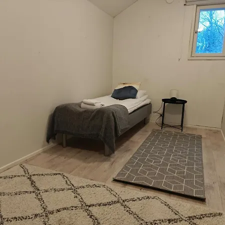 Spacious For 12 With Sauna