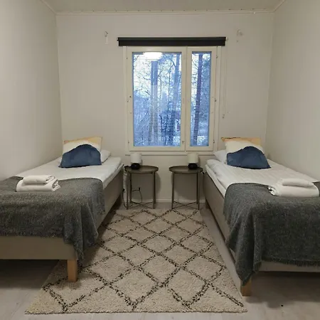 Spacious For 12 With Sauna דירה Laitasaari