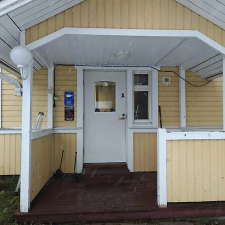 Spacious For 12 With Sauna Laitasaari