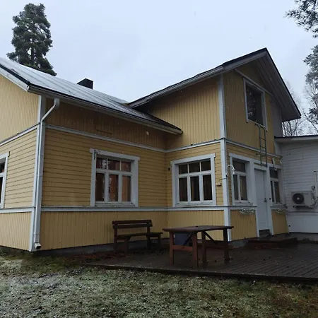 Spacious For 12 With Sauna